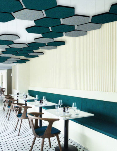 Pannelli fonoisolanti di design rivestiti in tessuto a soffitto