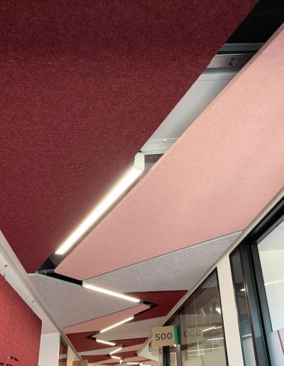 Archisonic pannelli colorati in feltro acustico a soffitto