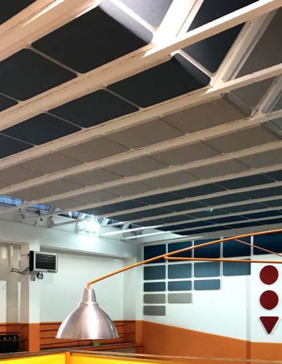 Paneles aislantes diseño rectangular de pared de techo gimnasio